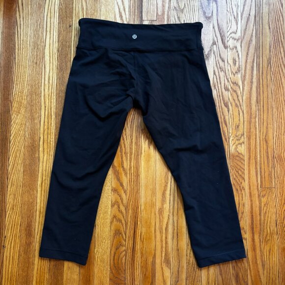 Lululemon Low Rise Align Capri - Picture 2 of 7
